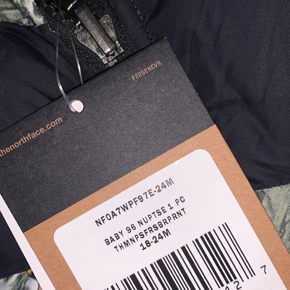 NWT The North Face Baby 1996 Retro Nuptse One-Piece, 18-24M - Picture 2 of 14